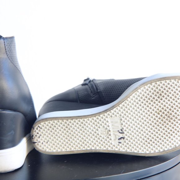 Christie Wedge Sneaker US Size 7 1/2 M - Picture 6 of 8